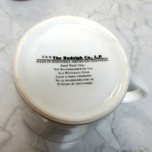 Rudolph Flying Right Gold Rimmed Mug - Picture 6 of 6